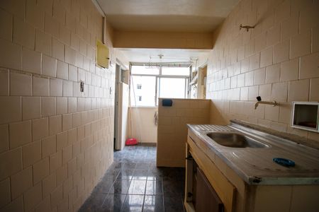 Apartamento à venda com 57m², 2 quartos e 1 vaga Apartamento à venda com 57m², 2 quartos e 1 vagaCozinha