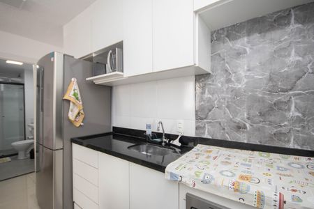 Apartamento para alugar com 38m², 2 quartos e sem vaga Apartamento para alugar com 38m², 2 quartos e sem vagaCozinha e Área de Serviço