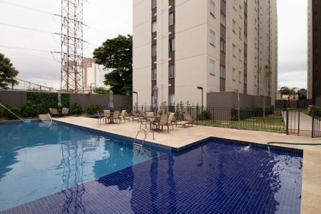 Apartamento para alugar com 38m², 2 quartos e sem vaga Apartamento para alugar com 38m², 2 quartos e sem vagaÁrea comum - Piscina