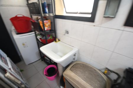 Apartamento à venda com 68m², 3 quartos e 1 vagaÁrea de ServiçoÁrea de Serviço