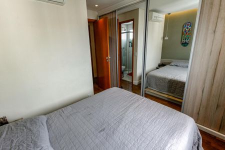 Apartamento à venda com 140m², 2 quartos e 2 vagasSuíte