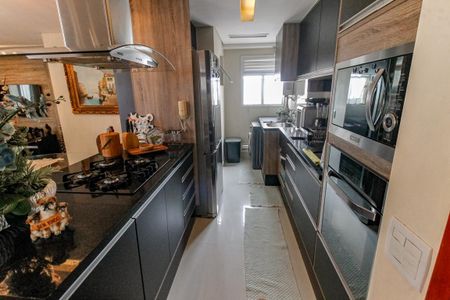 Apartamento à venda com 140m², 2 quartos e 2 vagasCozinha - Armários
