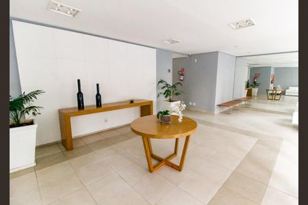Apartamento à venda com 140m², 2 quartos e 2 vagasHall de entrada