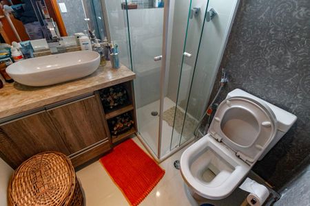 Apartamento à venda com 140m², 2 quartos e 2 vagasBanheiro da Suíte