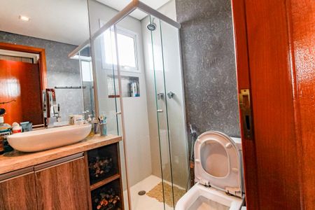 Apartamento à venda com 140m², 2 quartos e 2 vagasBanheiro da Suíte