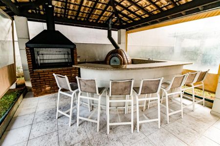 Apartamento à venda com 140m², 2 quartos e 2 vagasÁrea comum - Churrasqueira