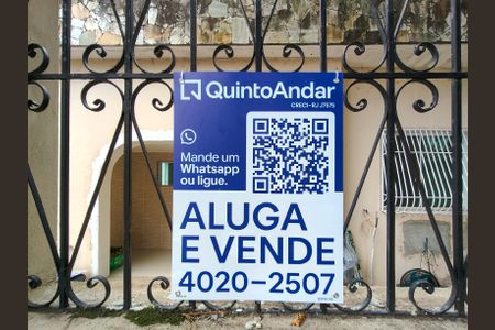 Casa à venda com 400m², 3 quartos e 6 vagas Casa à venda com 400m², 3 quartos e 6 vagasPlaca