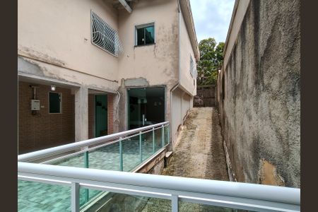 Casa à venda com 400m², 3 quartos e 6 vagas Casa à venda com 400m², 3 quartos e 6 vagasQuintal