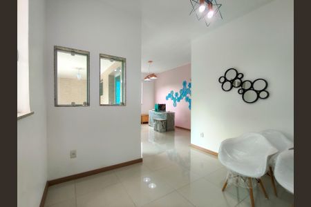 Casa à venda com 400m², 3 quartos e 6 vagas Casa à venda com 400m², 3 quartos e 6 vagasSala