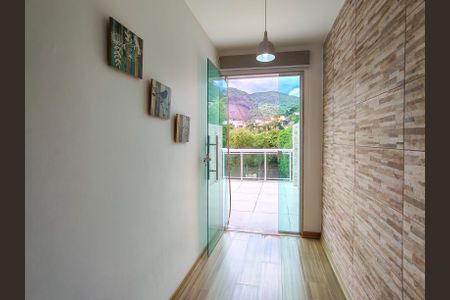 Casa à venda com 400m², 3 quartos e 6 vagas Casa à venda com 400m², 3 quartos e 6 vagasSuíte 1