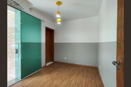 Casa à venda com 400m², 3 quartos e 6 vagas Casa à venda com 400m², 3 quartos e 6 vagasSuíte 2