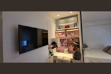 Apartamento à venda com 2 quartos, 100m² em Moema, São Paulo
