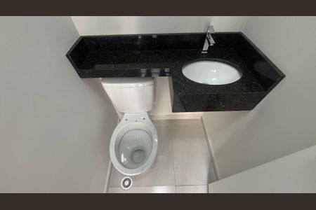 Casa à venda com 75m², 2 quartos e 2 vagasLavabo