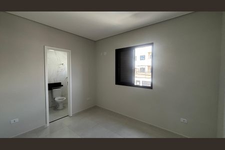 Casa à venda com 75m², 2 quartos e 2 vagasSuite 1