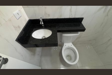 Casa à venda com 75m², 2 quartos e 2 vagasSuite 1