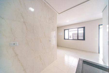 Casa à venda com 75m², 2 quartos e 2 vagasCozinha 