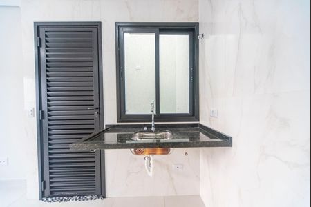 Casa à venda com 75m², 2 quartos e 2 vagasCozinha 