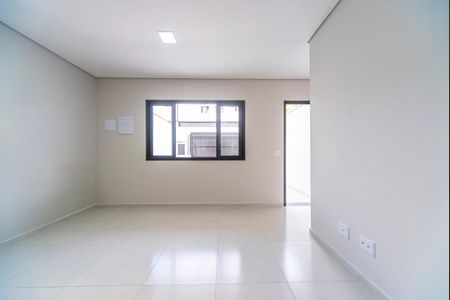 Sala de casa à venda com 2 quartos, 75m² em Jardim Ocara, Santo André