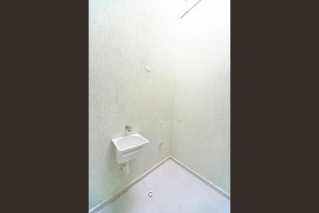 Casa à venda com 75m², 2 quartos e 2 vagasÁrea de Serviço