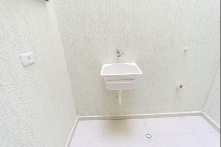 Casa à venda com 75m², 2 quartos e 2 vagasÁrea de Serviço