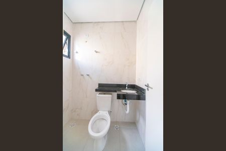 Casa à venda com 75m², 2 quartos e 2 vagasBanheiro do Quarto 1