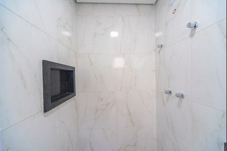 Casa à venda com 75m², 2 quartos e 2 vagasBanheiro do Quarto 2