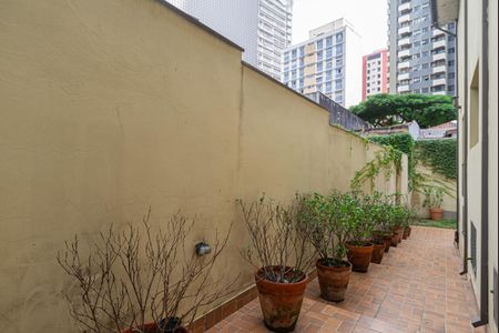 Casa à venda com 230m², 4 quartos e 2 vagasQuintal