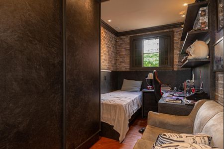 Casa à venda com 230m², 4 quartos e 2 vagasQuarto 2