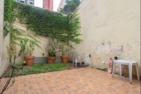 Casa à venda com 230m², 4 quartos e 2 vagasQuintal