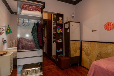 Casa à venda com 230m², 4 quartos e 2 vagasQuarto 3