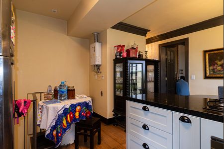 Casa à venda com 230m², 4 quartos e 2 vagasCozinha