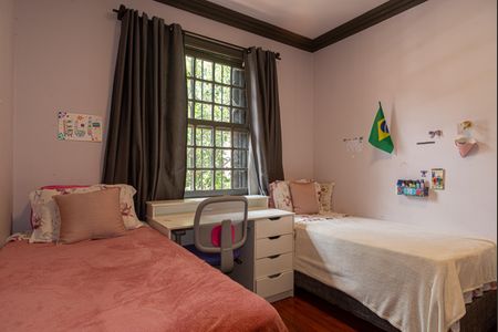 Casa à venda com 230m², 4 quartos e 2 vagasQuarto 3