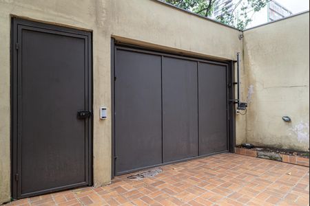 Casa à venda com 230m², 4 quartos e 2 vagasGaragem