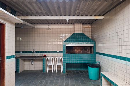 Apartamento para alugar com 69m², 2 quartos e 1 vagaÁrea comum - Churrasqueira