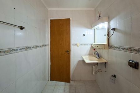 Apartamento para alugar com 69m², 2 quartos e 1 vagaBanheiro 