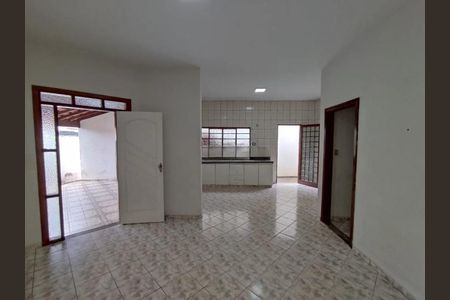 Casa para alugar com 3 quartos, 150m² em Jardim Patricia, Uberlândia