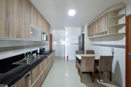 Apartamento para alugar com 203m², 5 quartos e 3 vagasCozinha