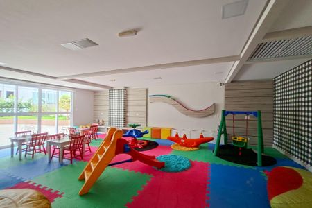 Apartamento para alugar com 203m², 5 quartos e 3 vagasÁrea comum - Playground