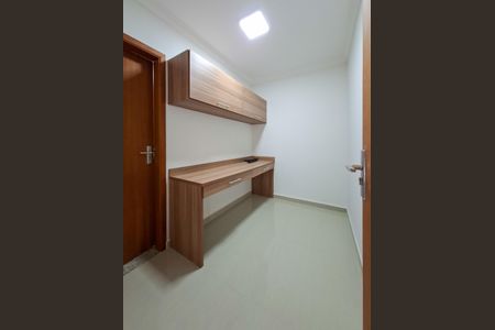 Apartamento para alugar com 203m², 5 quartos e 3 vagasQuarto de Serviço