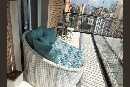 Apartamento à venda com 2 quartos, 150m² em Moema, São Paulo