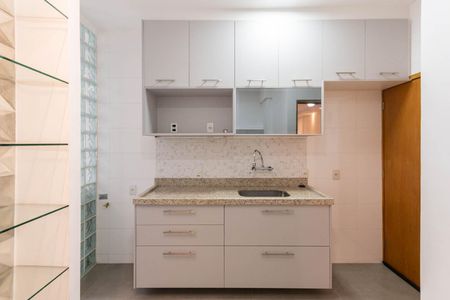 Apartamento para alugar com 74m², 2 quartos e 1 vagaCozinha e Área de Serviço