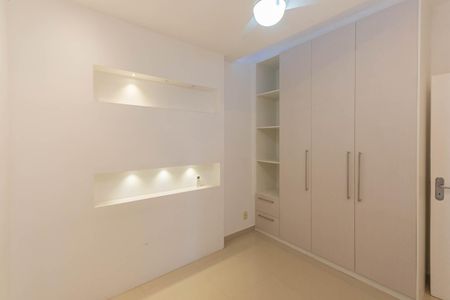 Apartamento para alugar com 74m², 2 quartos e 1 vagaQuarto 