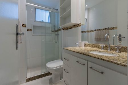 Apartamento para alugar com 74m², 2 quartos e 1 vagaBanheiro