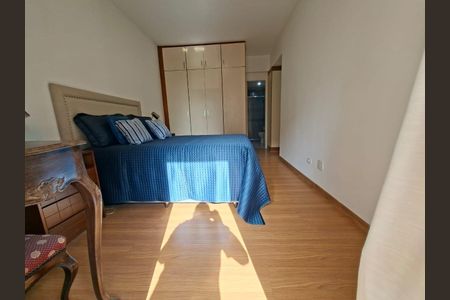 Apartamento à venda com 132m², 4 quartos e 2 vagas
