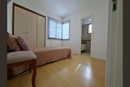 Apartamento à venda com 132m², 4 quartos e 2 vagas