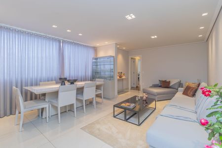 Apartamento à venda com 3 quartos, 98m² em Floresta, Belo Horizonte