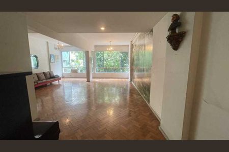 Apartamento à venda com 211m², 4 quartos e 1 vaga