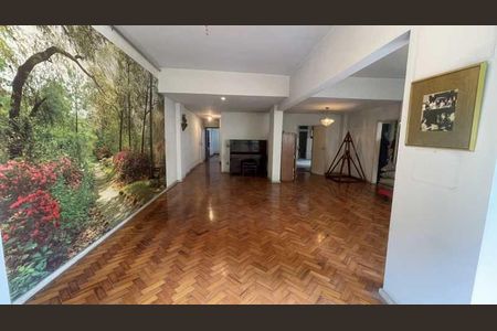 Apartamento à venda com 211m², 4 quartos e 1 vaga