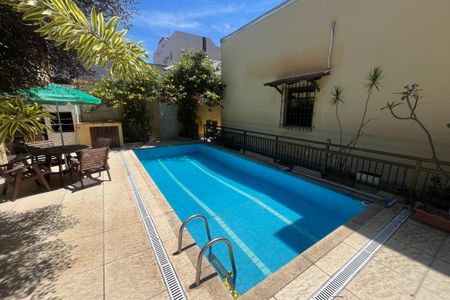 Casa à venda com 288m², 3 quartos e 3 vagasÁrea comum