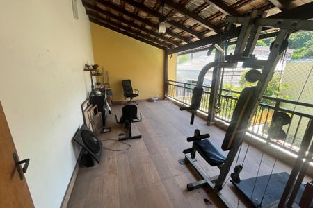 Casa à venda com 288m², 3 quartos e 3 vagasAcademia